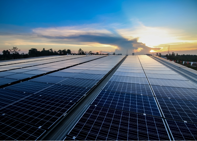 bedrijfspand zonnepanelen